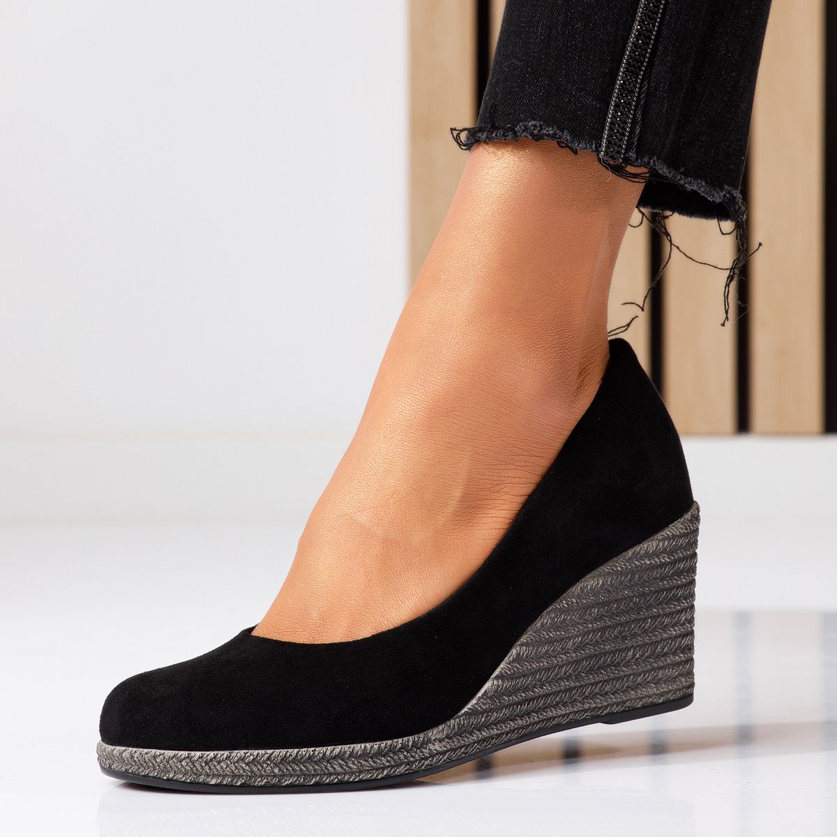 Дамски обувки с платформа от черна екологична кожа Layla #18750