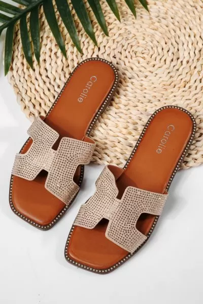 Papuci / Slapi / Saboti