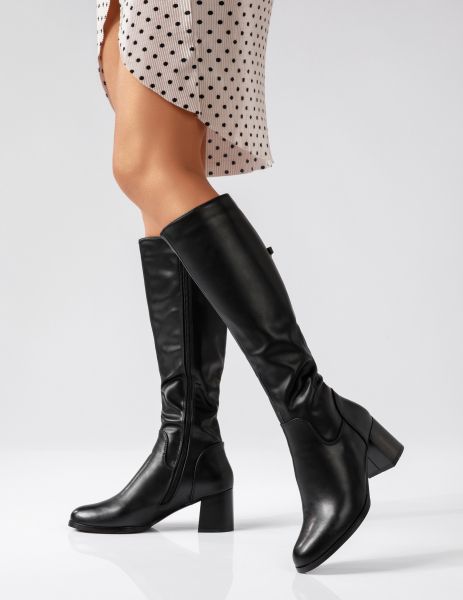 Cizme Dama Scurte Carla Negre #17365