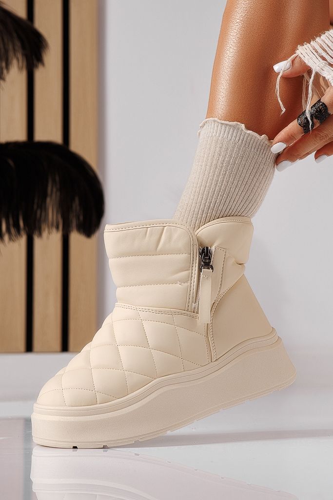 Ghete dama îmblanite bej din piele ecologica Vittoria #22511