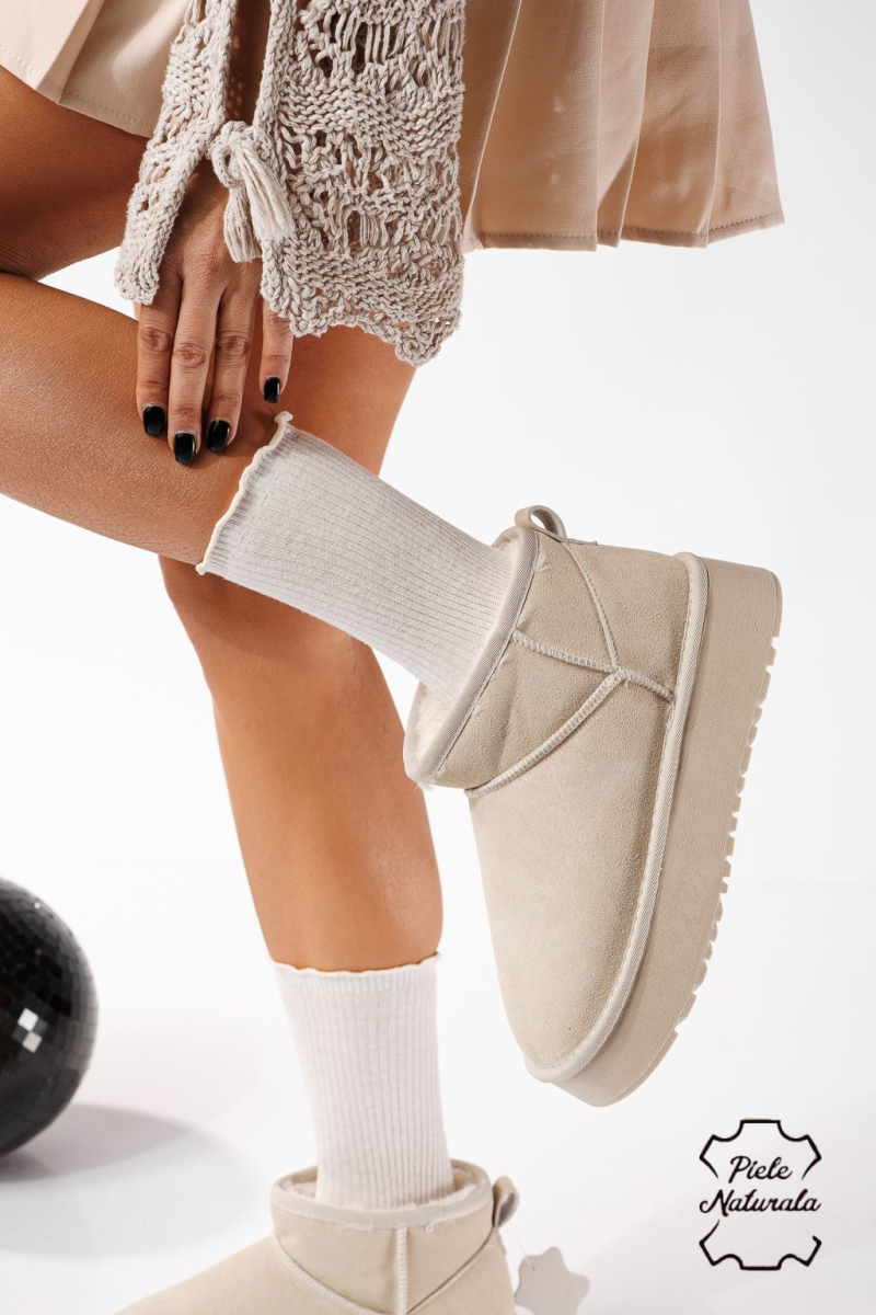 Cizme scurte dama îmblanite tip Ug bej din piele naturala intoarsa Flori #22804