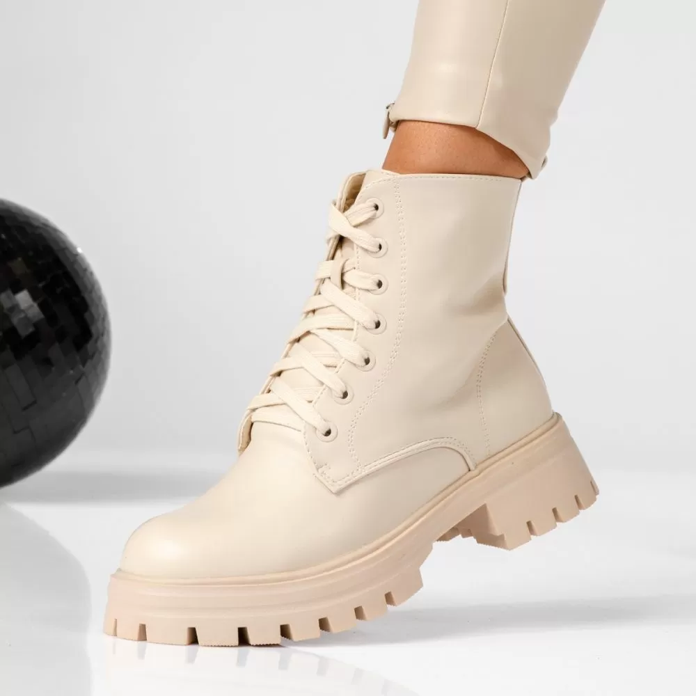 Scarlet Bézs Női Csizma #17067