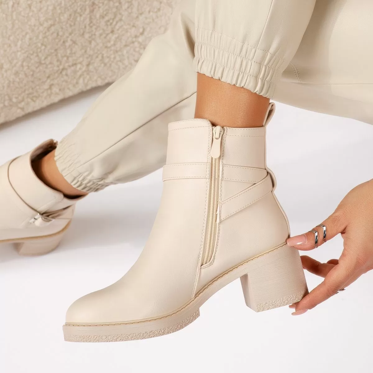 Botine Dama îmblanite Andrea Bej #17701