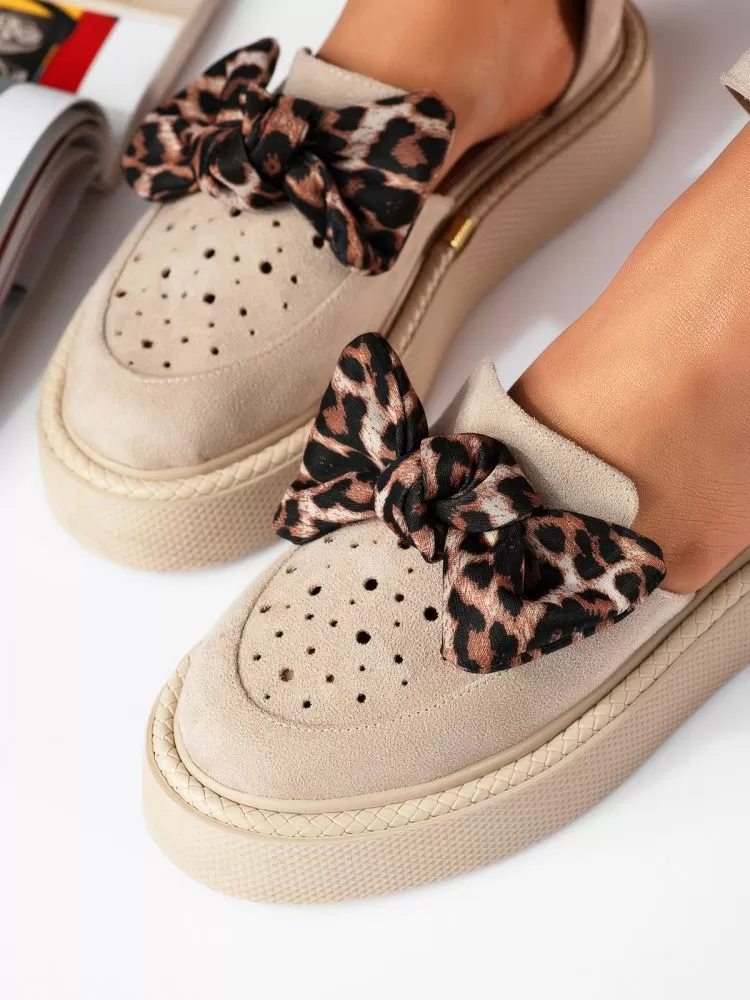 Pantofi casual dama bej din piele ecologica intoarsa Mia #19348