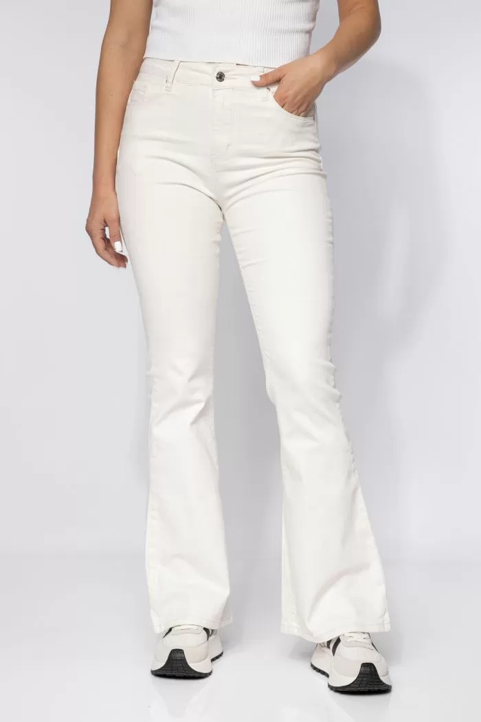 Blugi Evazati cu PushUp Dama Chloe Crem #A659