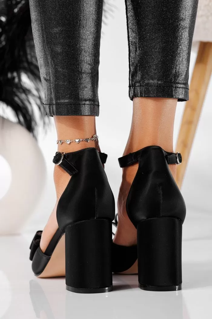 Pantofi cu toc dama negri din piele ecologica Patricia #20922