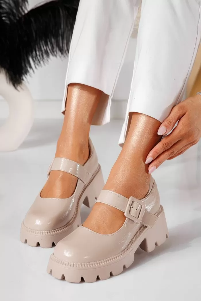 Pantofi casual dama bej din piele ecologica lacuita Heri #20956