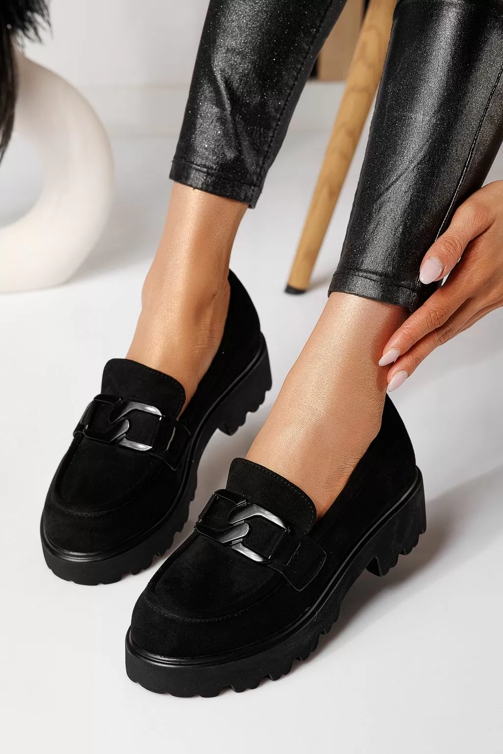 Pantofi casual dama negri din piele ecologica intoarsa Elara #21073
