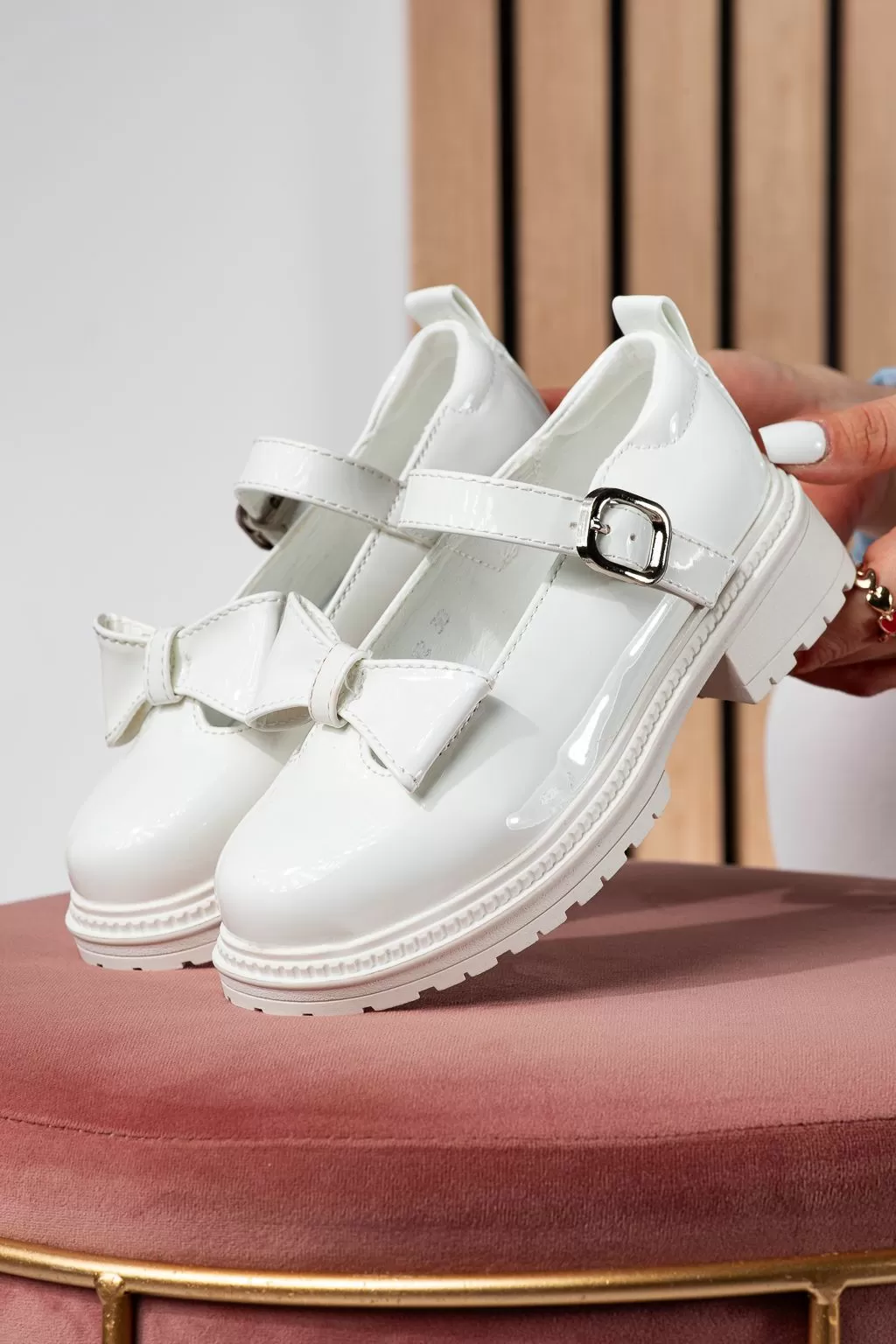 Pantofi casual copii albi din piele ecologica lacuita Adina #21263