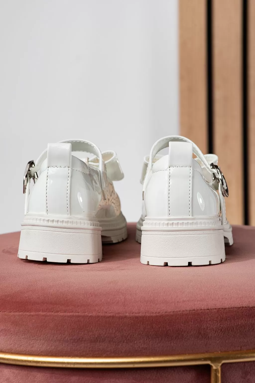 Pantofi casual copii albi din piele ecologica lacuita Adina #21263