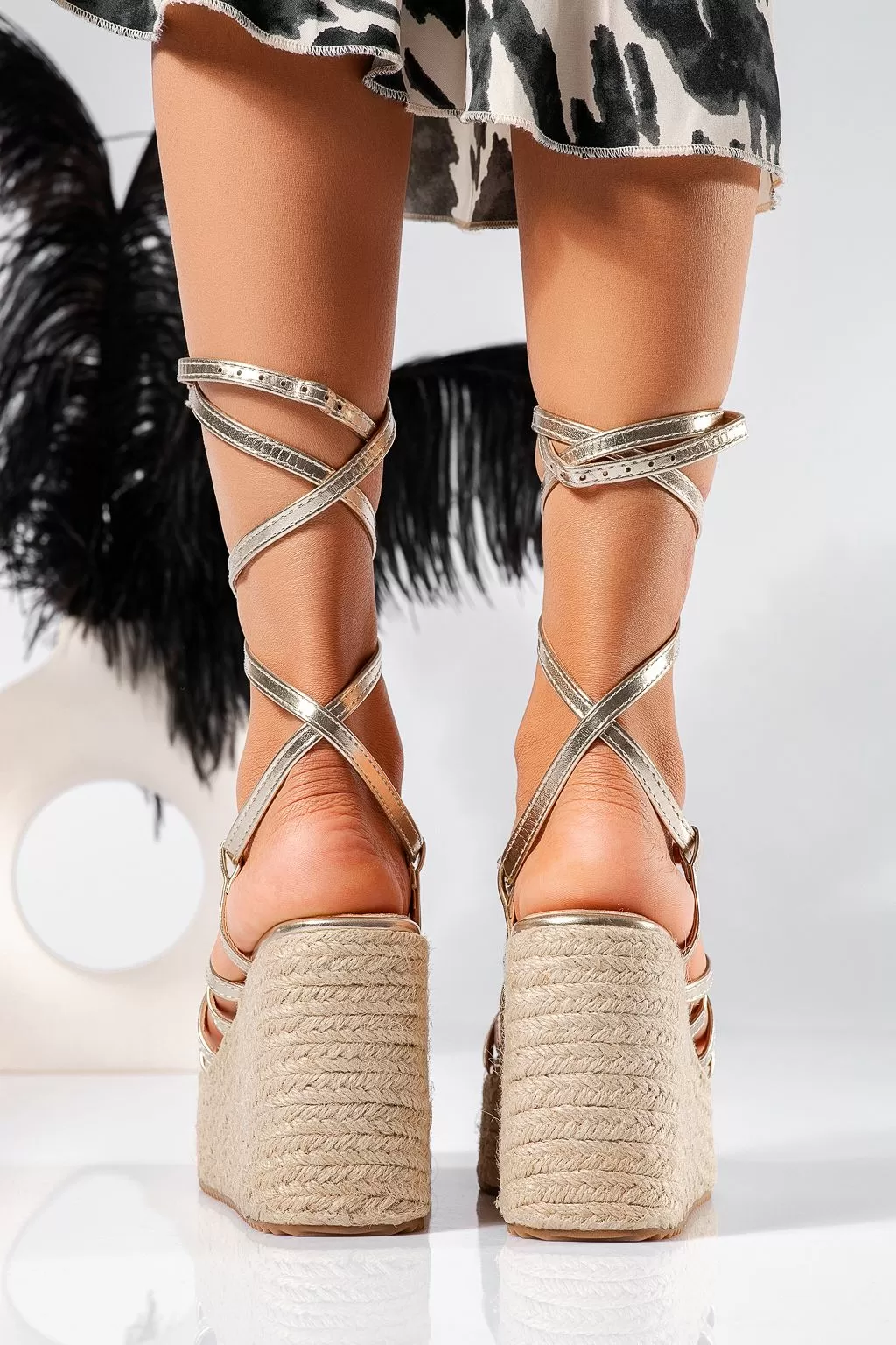 Sandale cu platforma dama aurii din piele ecologica Amelia #21282