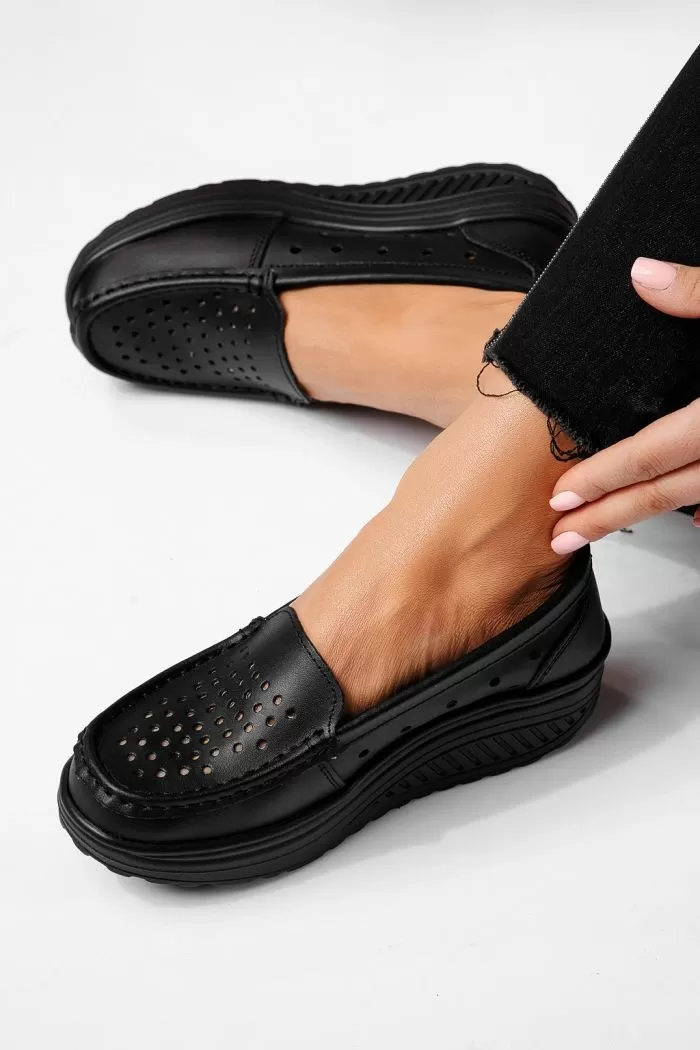Pantofi casual dama negri din piele naturala Adelina #21533