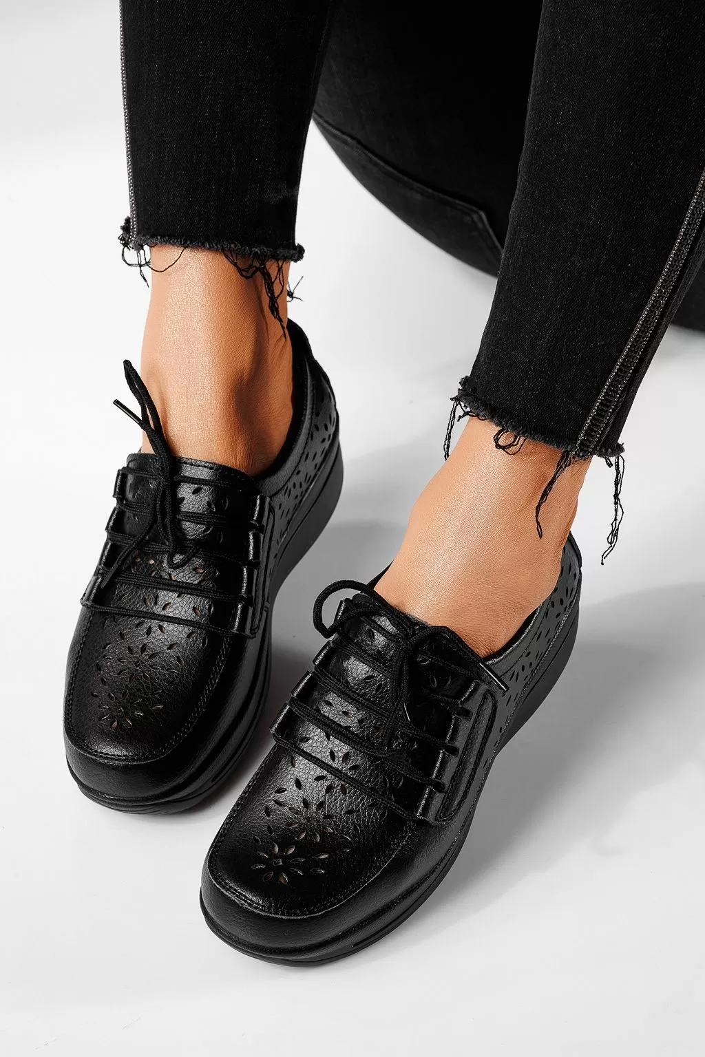 Pantofi casual dama negri din piele naturala Ilina #21545