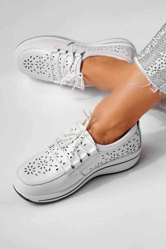 Pantofi casual dama albi din piele naturala Ilina #21546