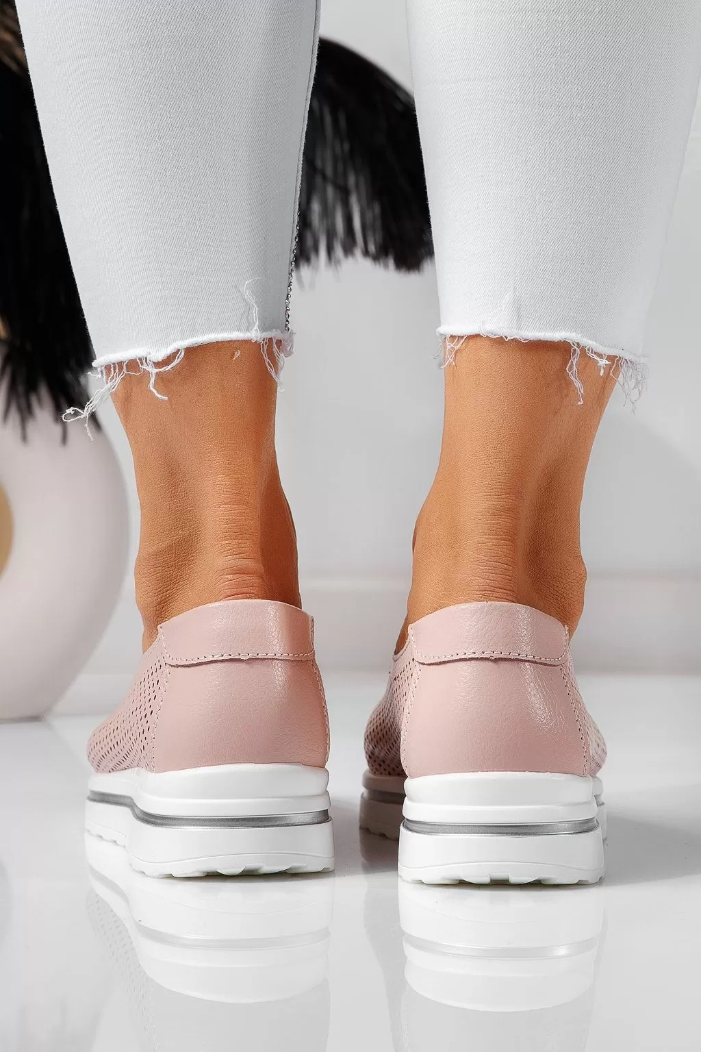 Pantofi casual dama roz din piele naturala Larisa #21551