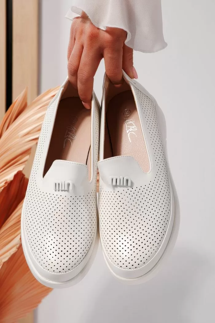 Pantofi casual dama albi din piele ecologica Janet #21645