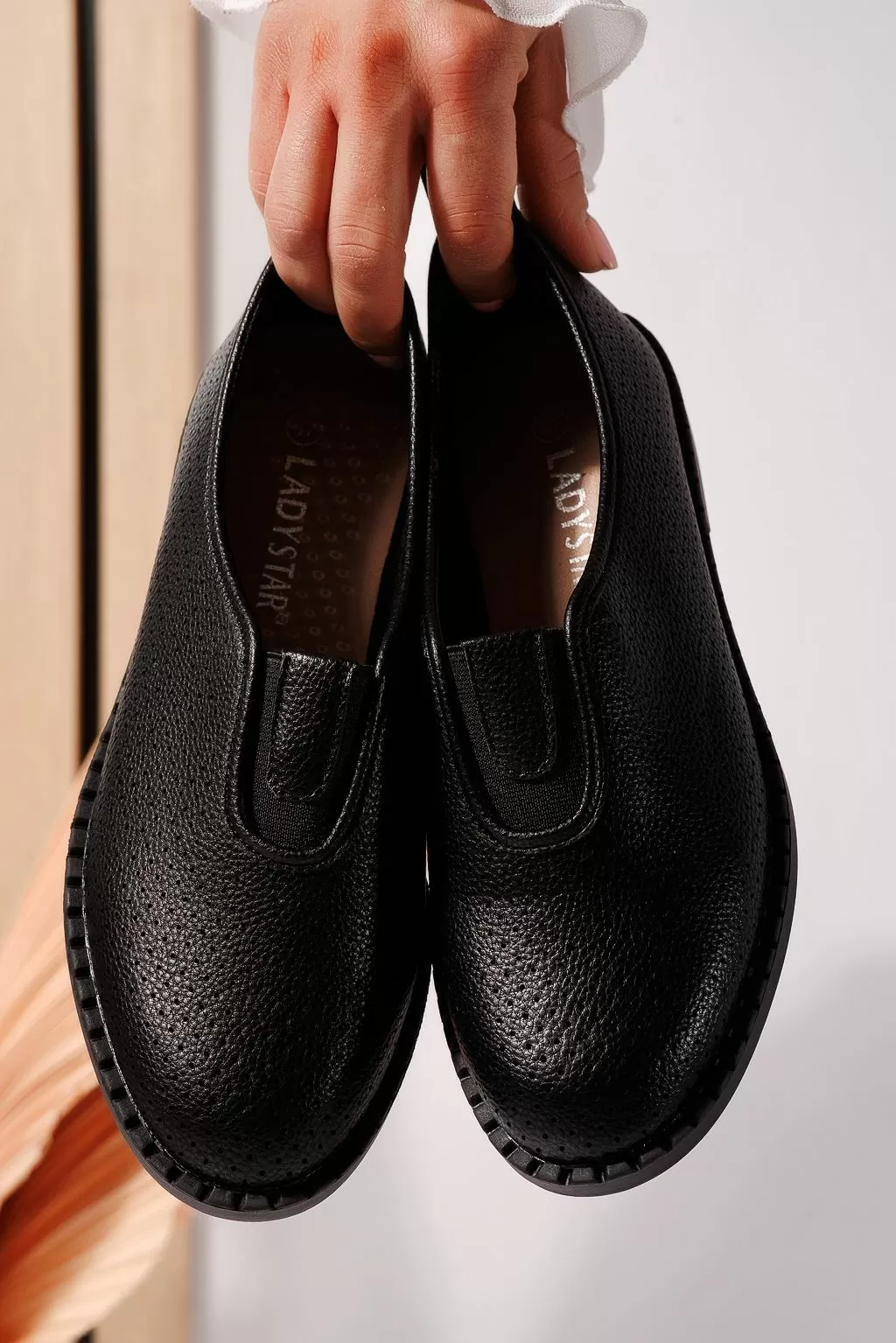 Pantofi casual dama negri din piele ecologica Melek #21814