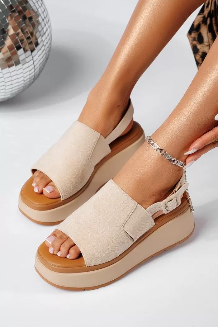 Sandale cu platforma dama albe din piele ecologica intoarsa Amelia #22062