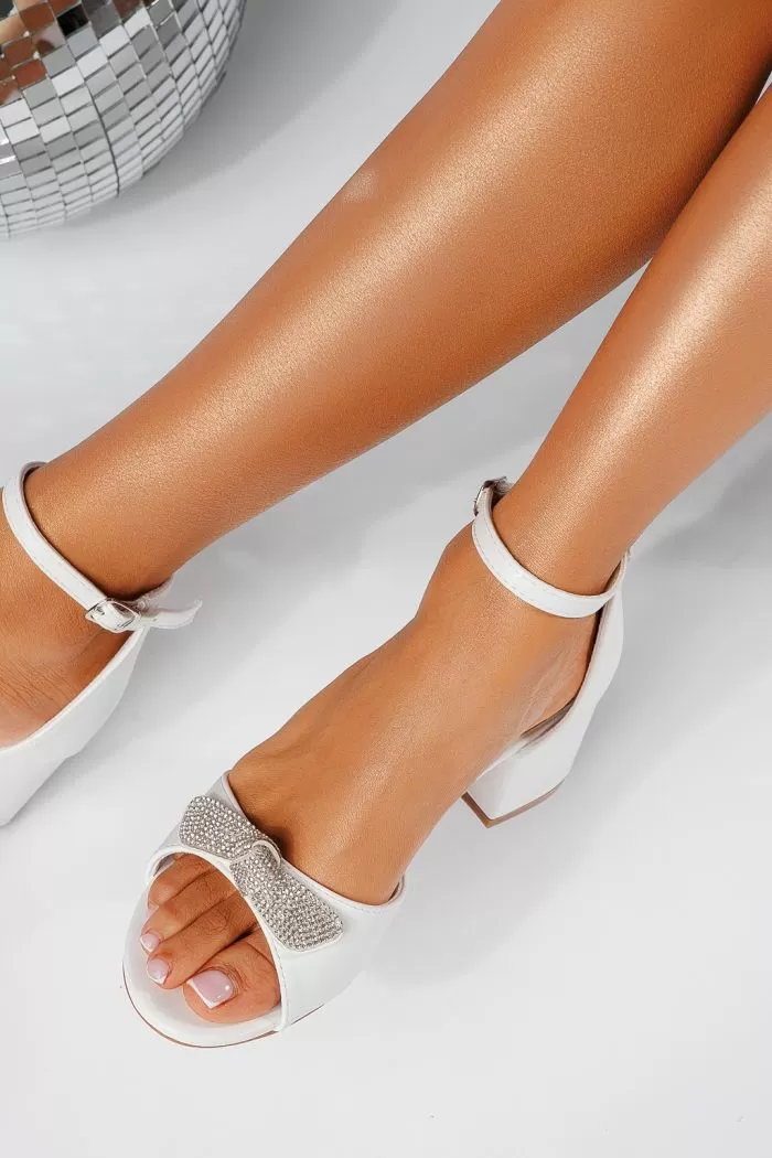 Sandale cu toc dama albe din piele ecologica Darcy #22130