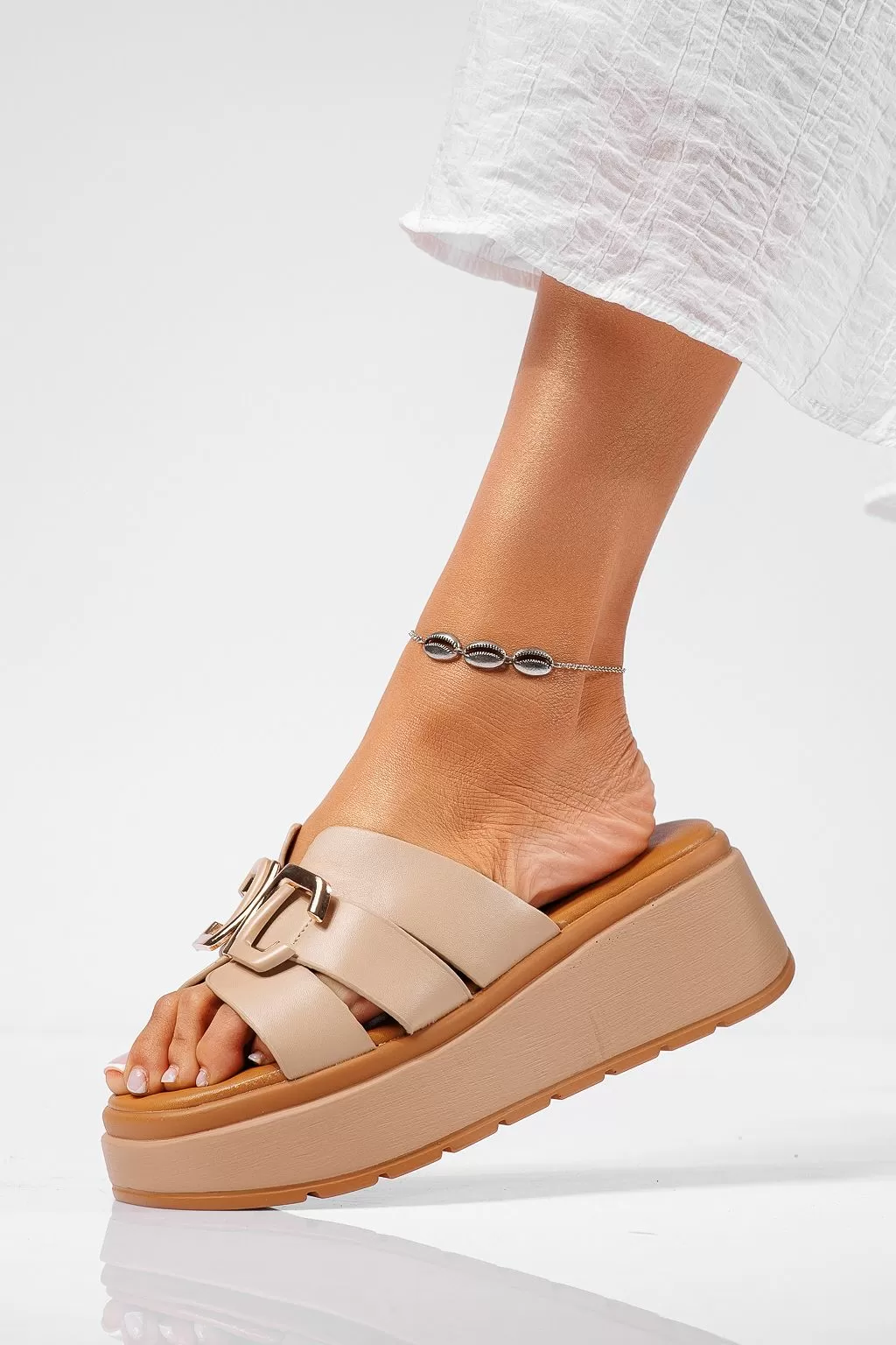 Papuci cu platforma dama bej din piele ecologica Ada #22327