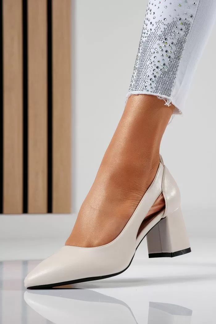 Pantofi cu toc dama bej din piele ecologica Mira #22455