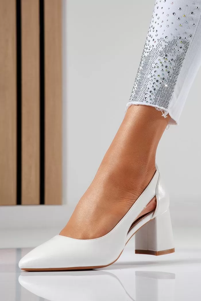 Pantofi cu toc dama albi din piele ecologica Mira #22457