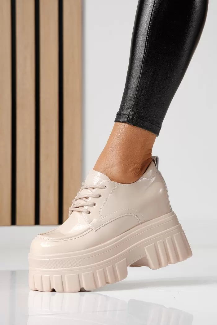 Pantofi casual dama bej din piele ecologica lacuita Larisa #24067