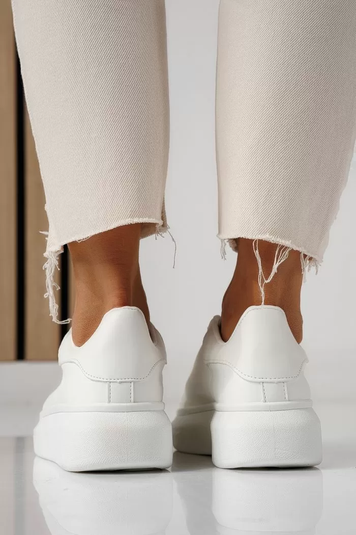 Adidasi dama albi din piele ecologica Raya #24199