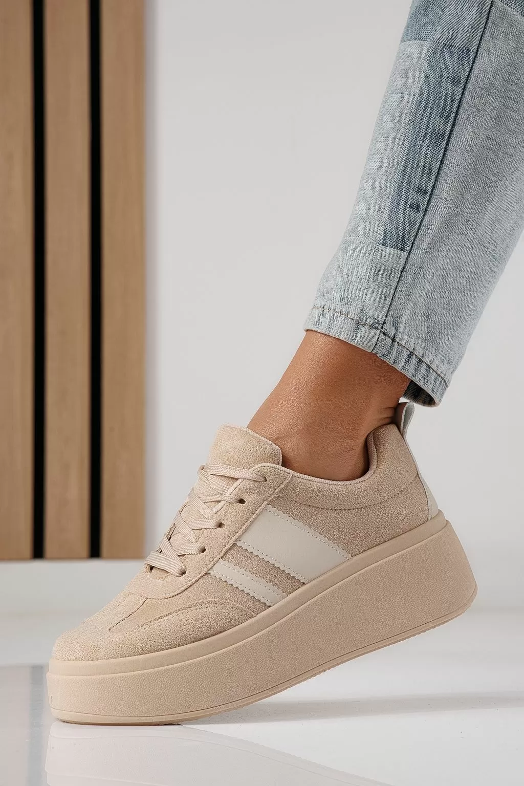 Adidasi dama bej din piele ecologica intoarsa Diana #24302