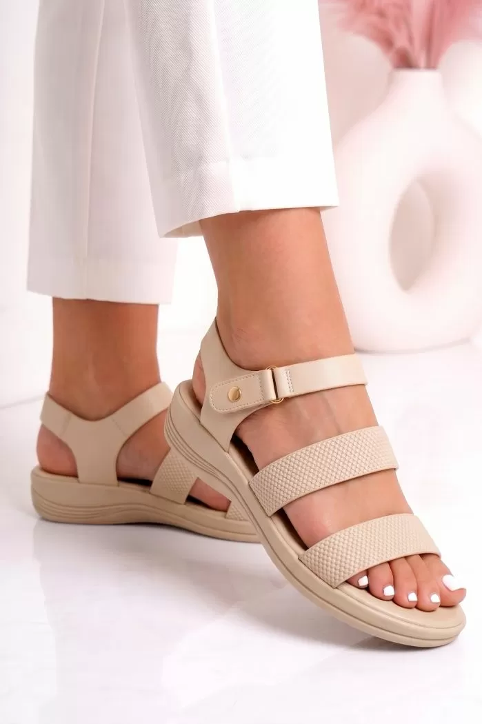 Sandale cu talpa joasa dama bej din piele ecologica Harper #25360