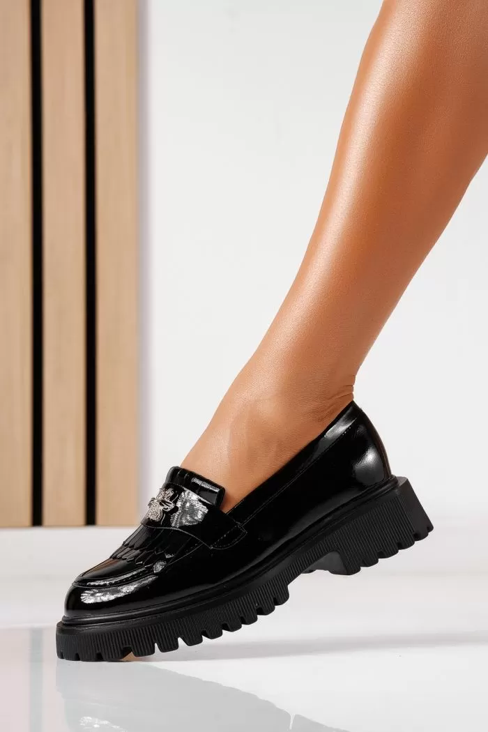 Pantofi casual dama negri din piele ecologica lacuita Naira #25515