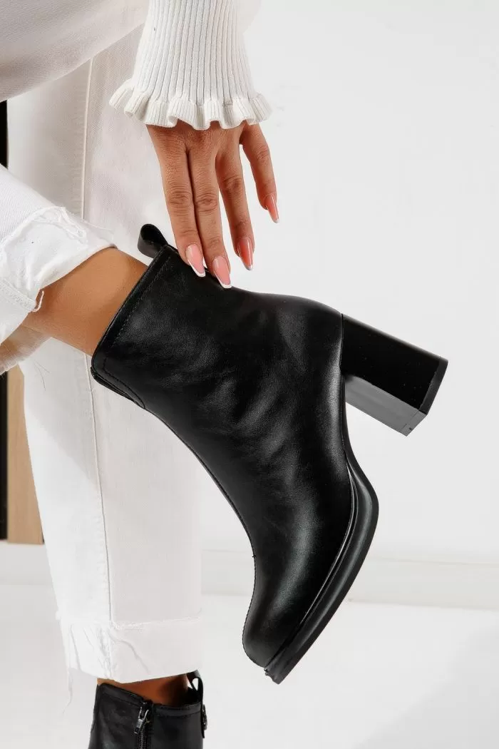 Botine dama vatuite negre din piele naturala Tehila #30516