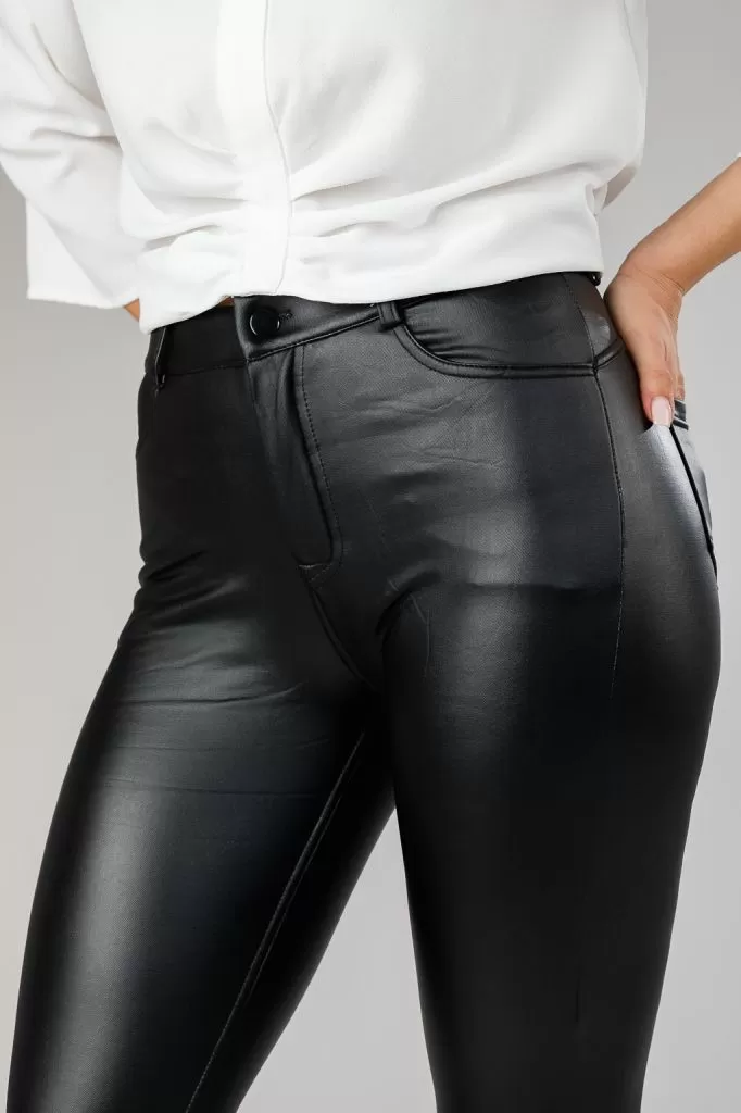 Pantaloni Dama Piele Ecologica Vatuiti Alara Negri #A1
