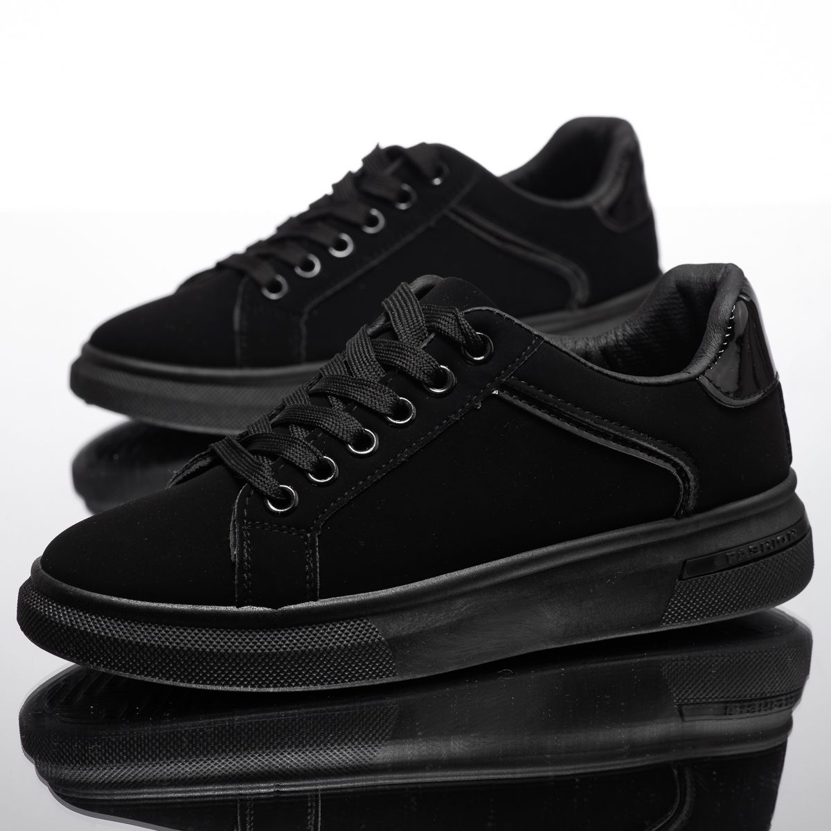 Дамски спортни обувки Libra черен #14155