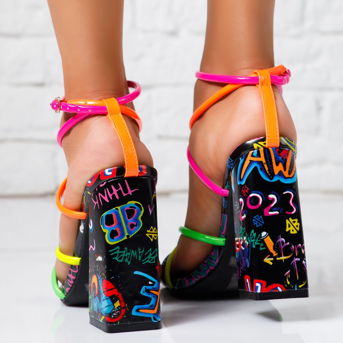 Дамски сандали с ток East многоцветен #14368