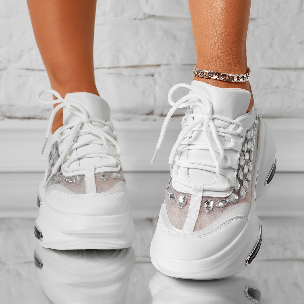 Дамски спортни обувки Adonis Бяло #14592