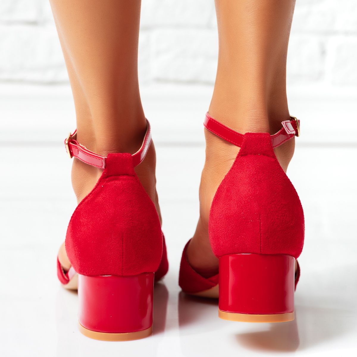 Дамски сандали с ток Solle червен #14383