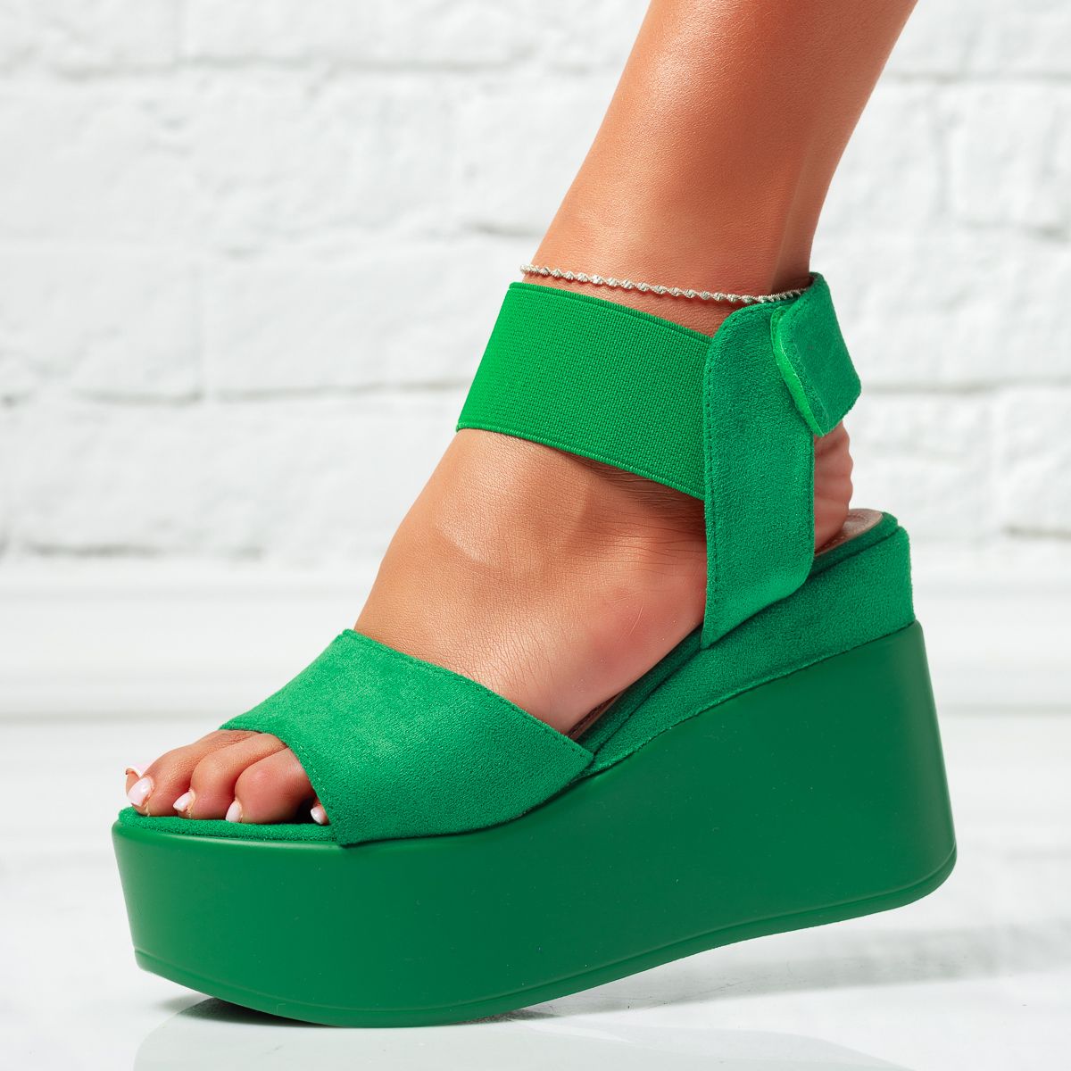 Дамски сандали на платформа Katerine Зелено #14432