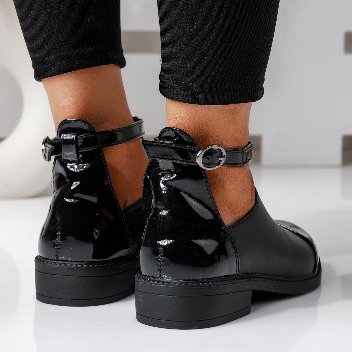 Kara Fekete Női Alkalmi Cipő #16394