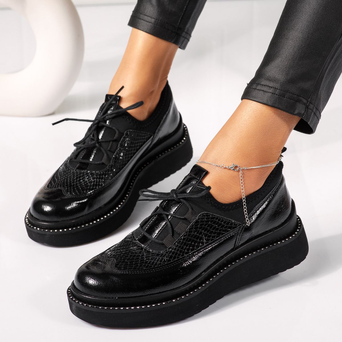 Всекидневни дамски обувки черни от еко кожа Alexa #18503