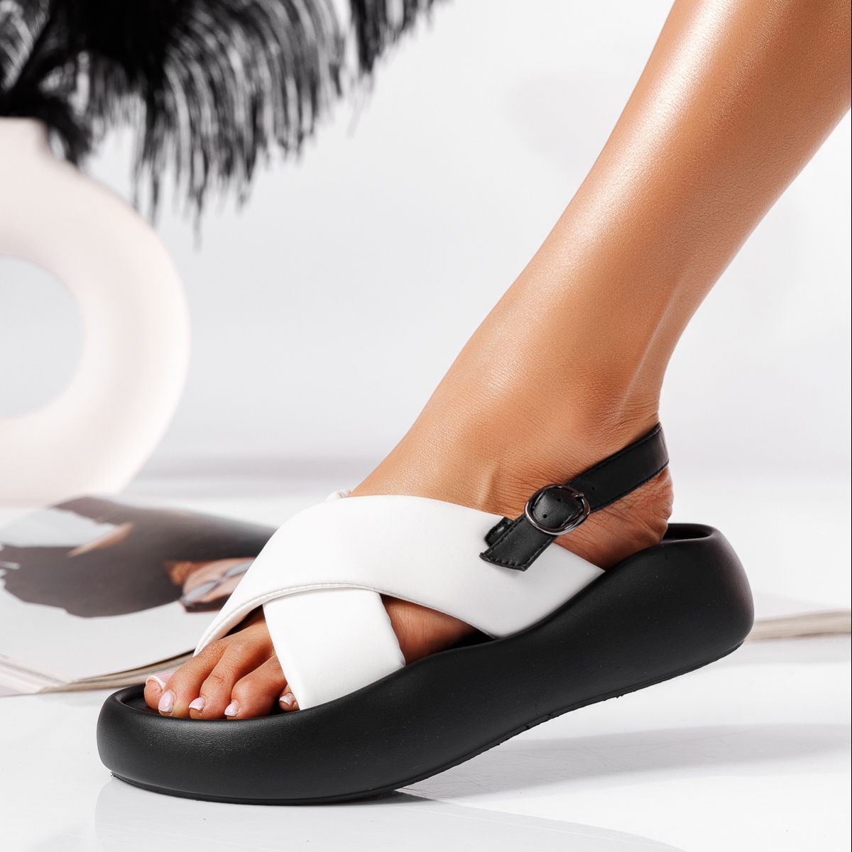Sandale cu platforma dama albe din piele ecologica Antonia #19681
