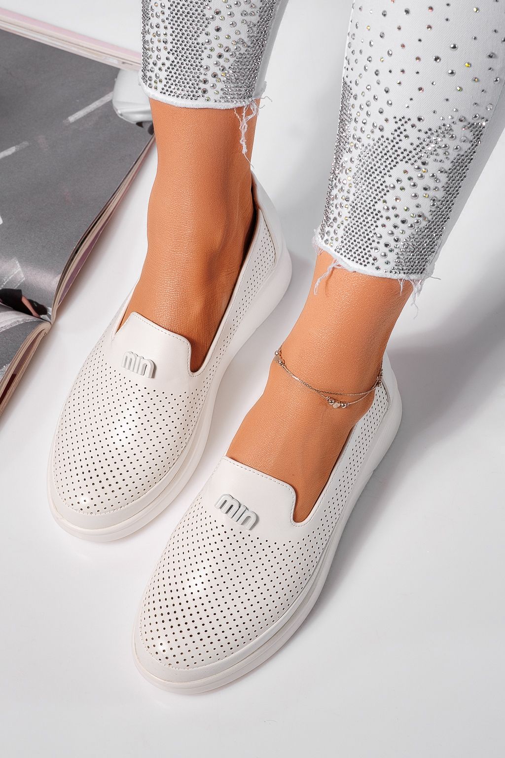 Pantofi casual dama albi din piele ecologica Janet #21645