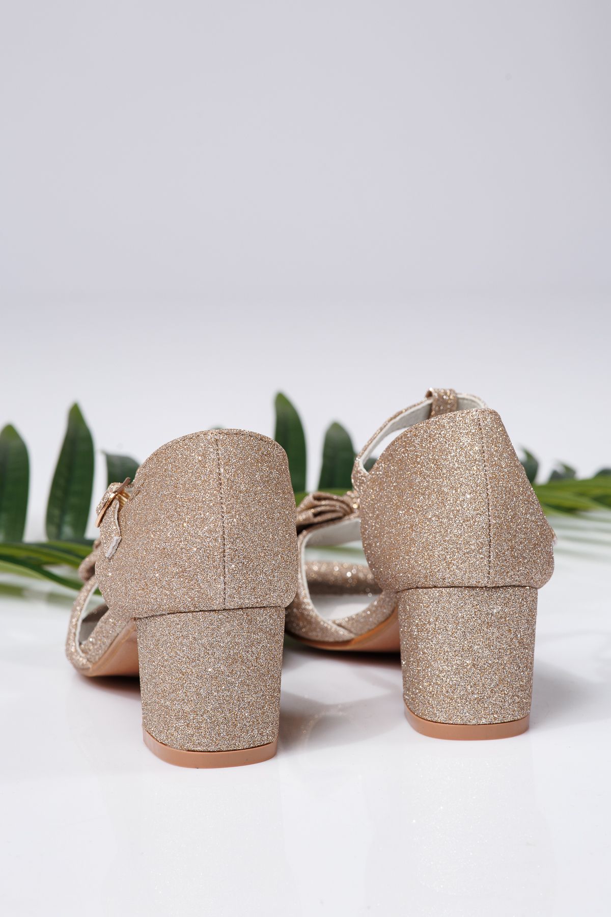 Sandale fete aurii din material textil Nico2 #22014
