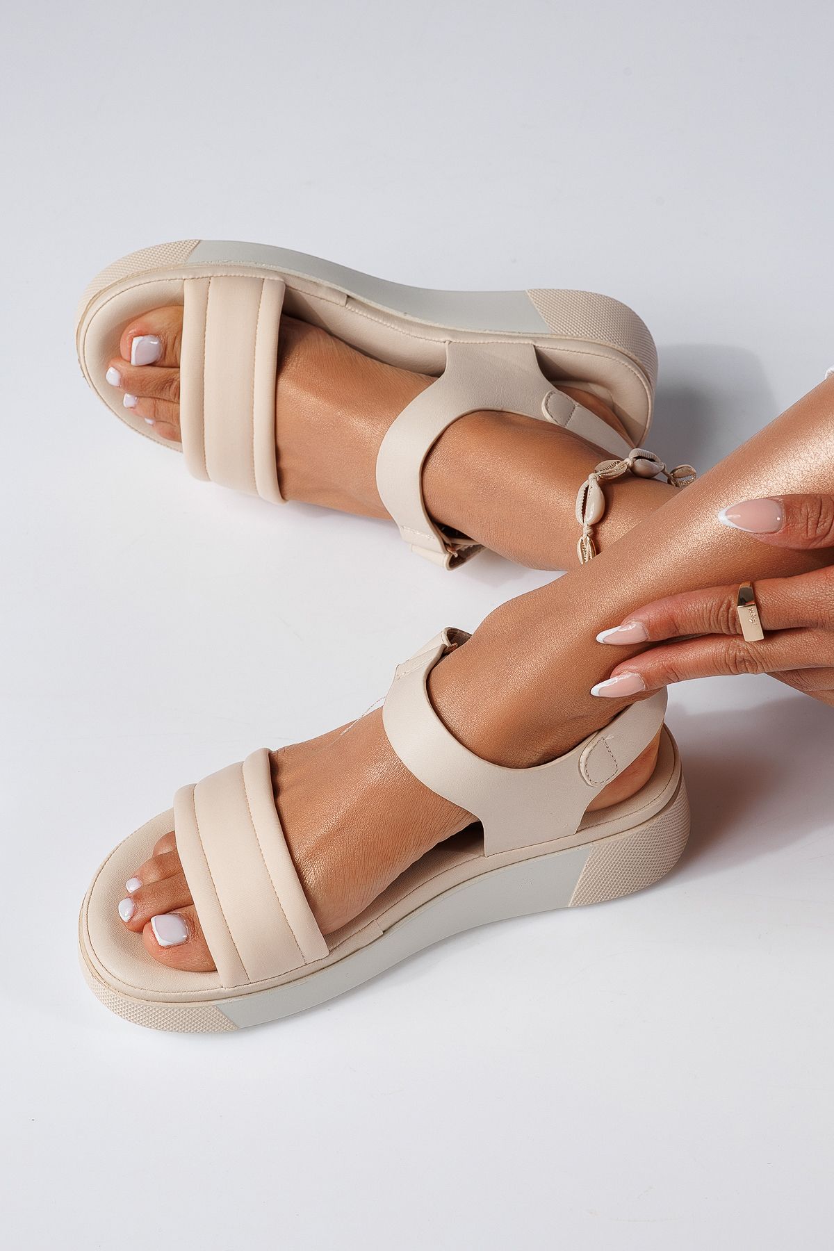 Sandale cu platforma dama bej din piele ecologica Manya #22407