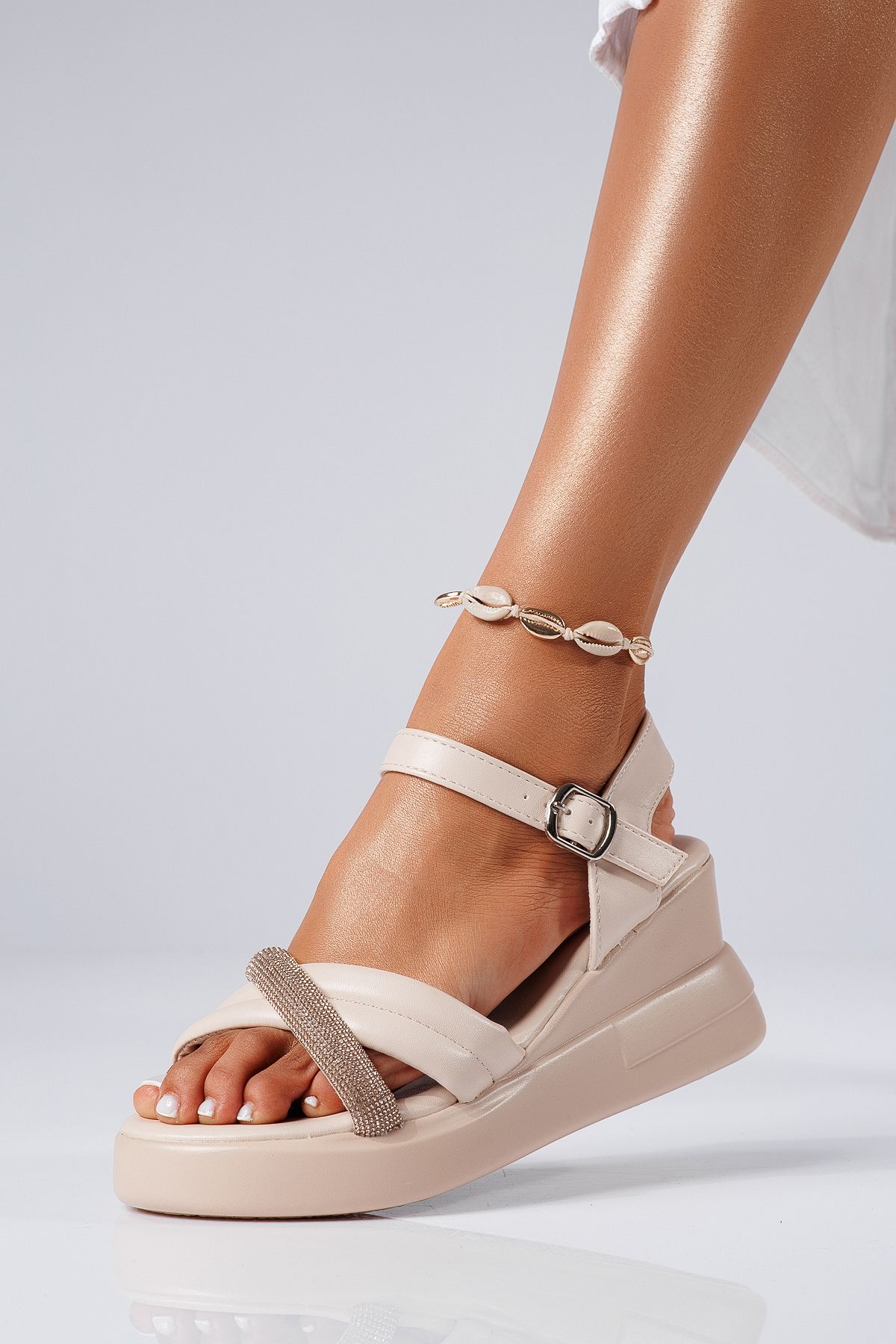 Sandale cu platforma dama bej din piele ecologica Lidia #22359