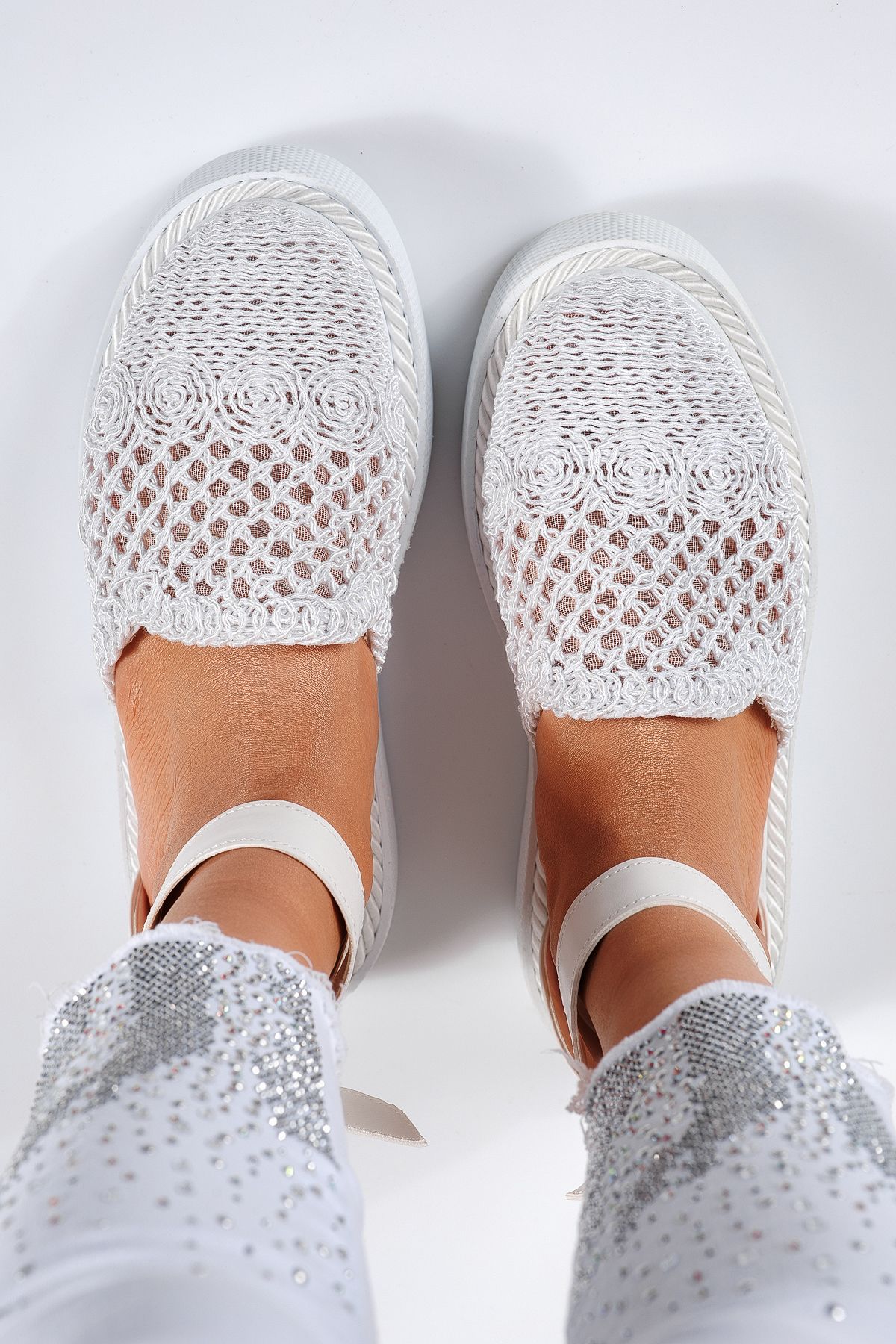 Pantofi casual dama albi din material textil Amira #22423