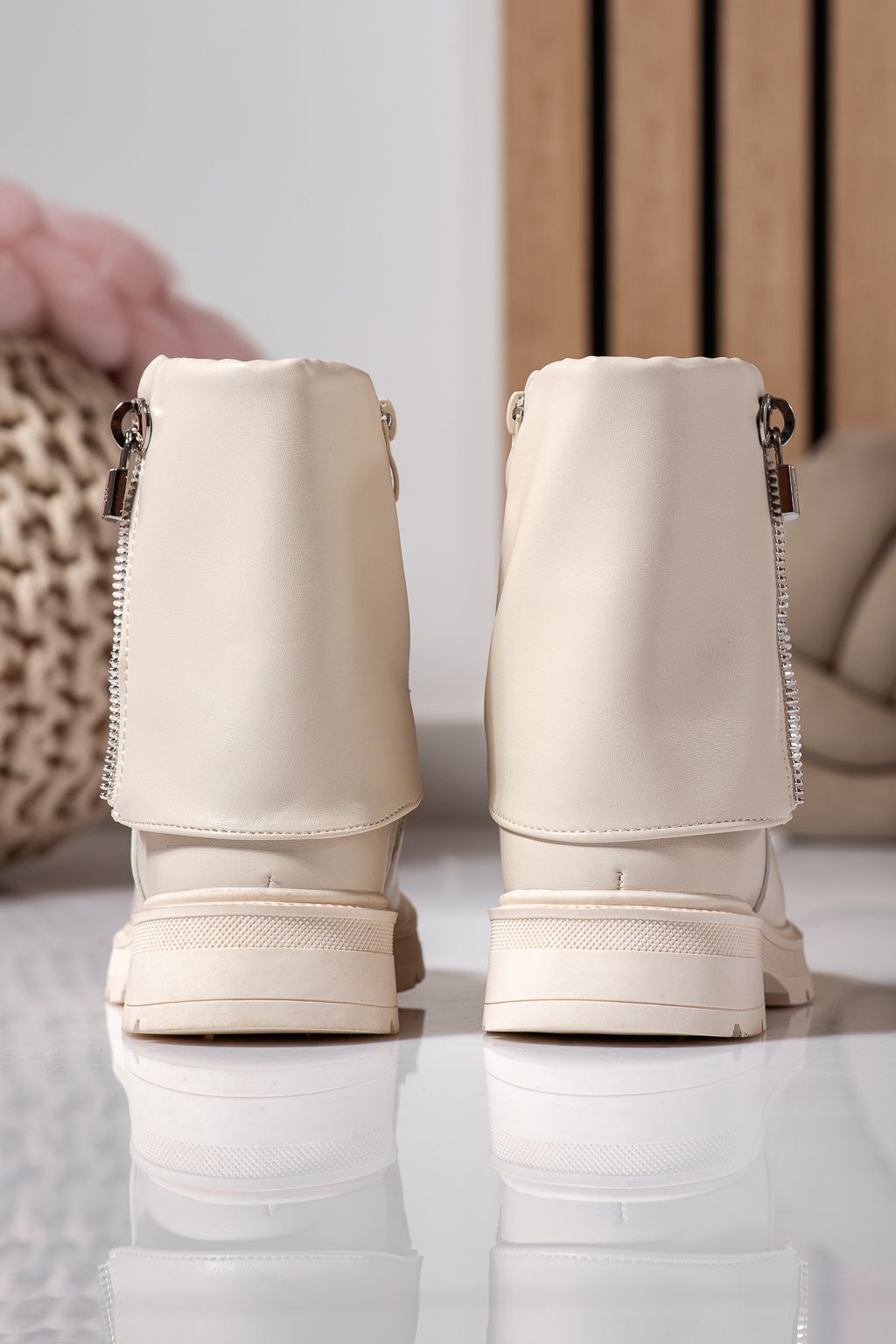 Ghete fete imblanite bej din piele ecologica Sara #22554