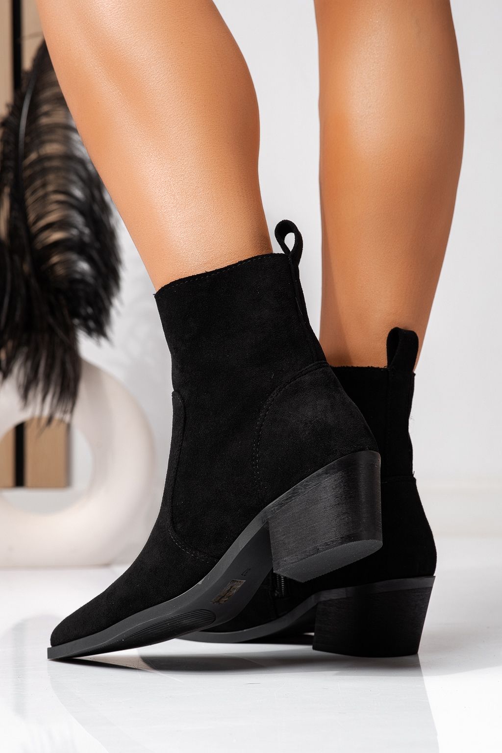 Ciocate dama captusite negre din piele ecologica intoarsa Amalia #22587