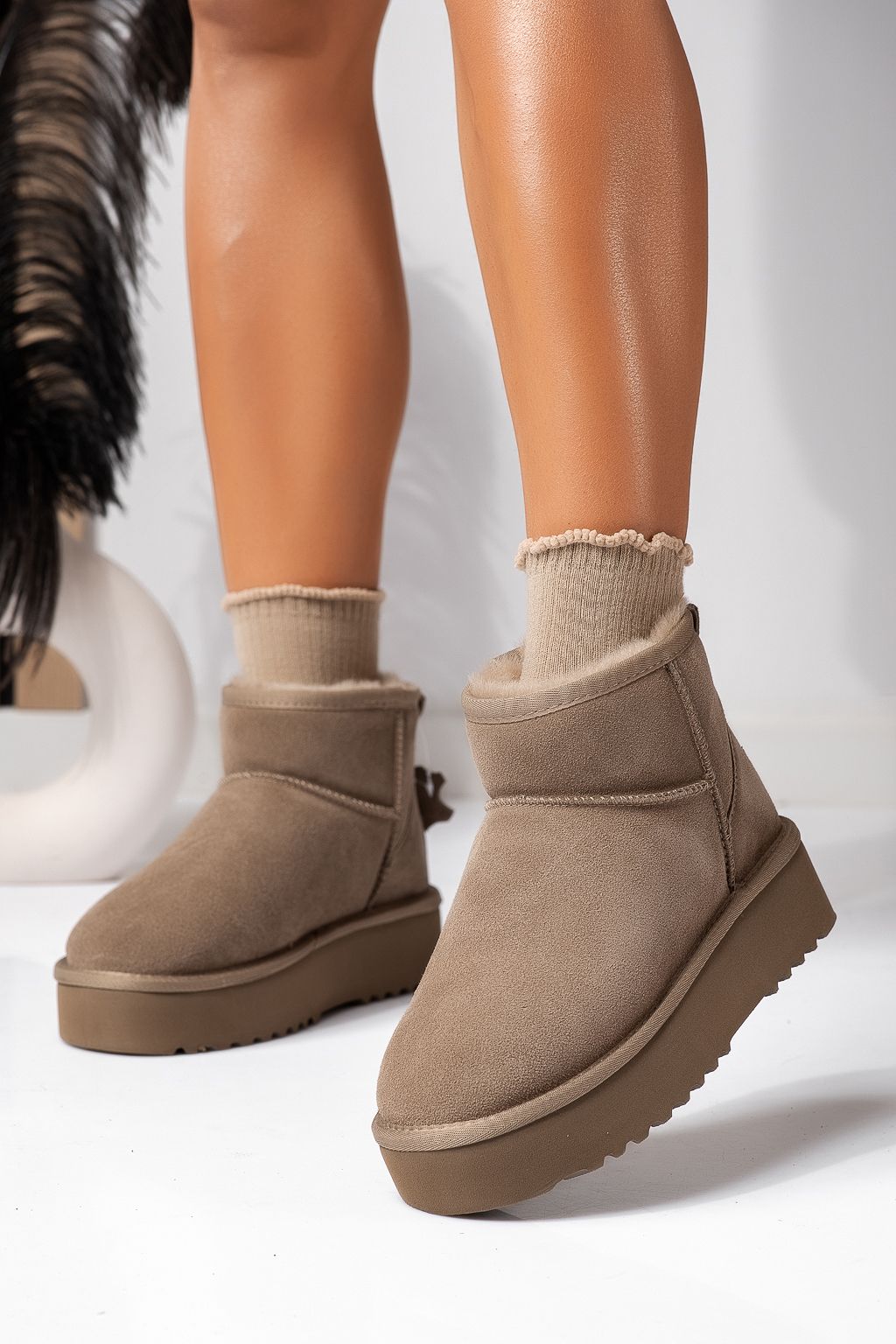 Cizme scurte dama imblanite tip Ug khaki din piele naturala intoarsa Brittany #22620