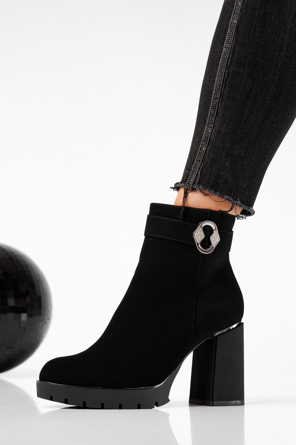 Botine dama vatuite negre din piele ecologica Carla #22647